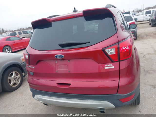 1FMCU0HD0KUB47113 Ford ESCAPE SEL