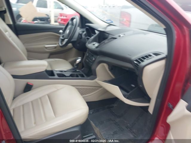 1FMCU0HD0KUB47113 Ford ESCAPE SEL