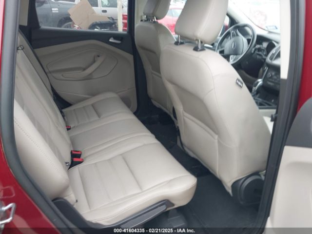 1FMCU0HD0KUB47113 Ford ESCAPE SEL