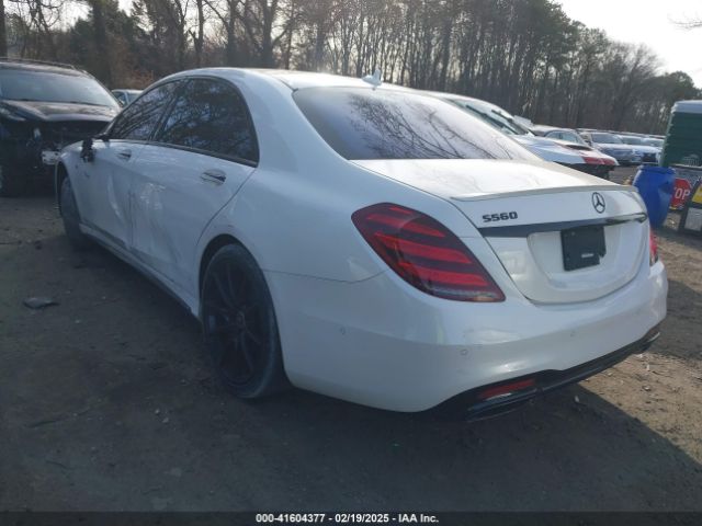 WDDUG8DB1JA418379 Mercedes-Benz S 560