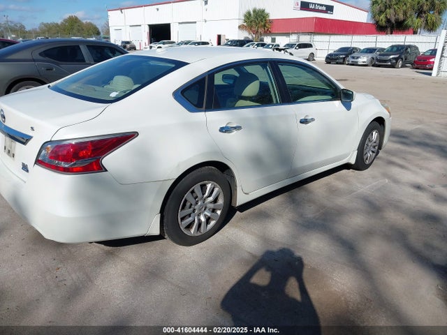 1N4AL3AP0EC418899 Nissan Altima 2.5 S