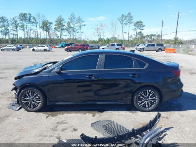 3KPF54AD6PE589500 KIA Forte Gt-line