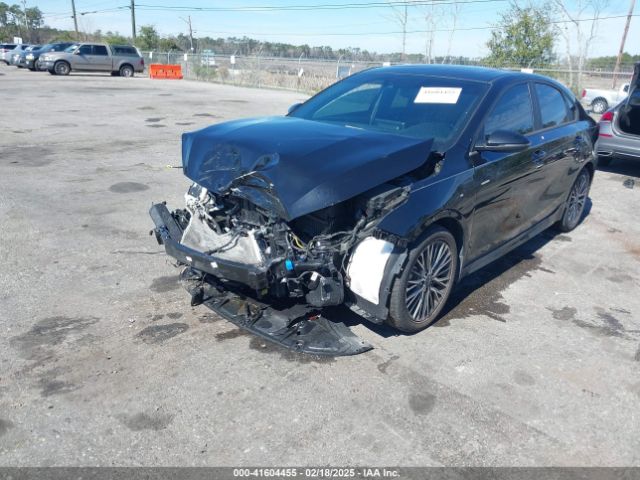 3KPF54AD6PE589500 KIA Forte Gt-line