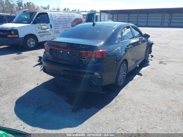3KPF54AD6PE589500 KIA Forte Gt-line