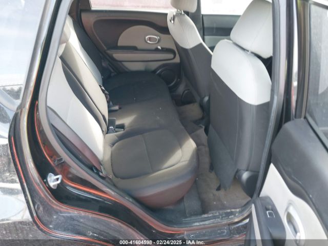 KNDJN2A25J7564379 KIA Soul