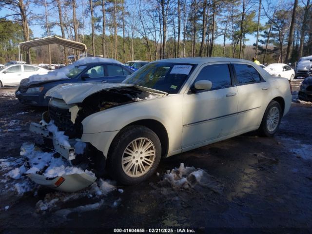 2009 CHRYSLER 300 2C3KA53V99H621745 Photo 1