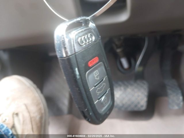 WA1LFAFP0FA074585 Audi Q5 2.0t Premium