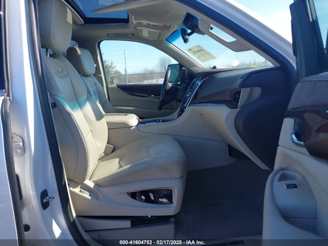 2016 CADILLAC ESCALADE 1GYS4BKJ6GR426614 Photo 4