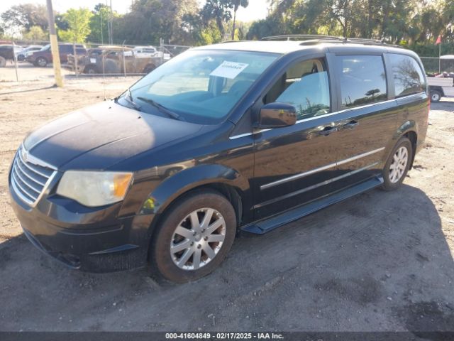 2010 CHRYSLER TOWN & COUNTRY 2A4RR5D17AR169995 Photo 1
