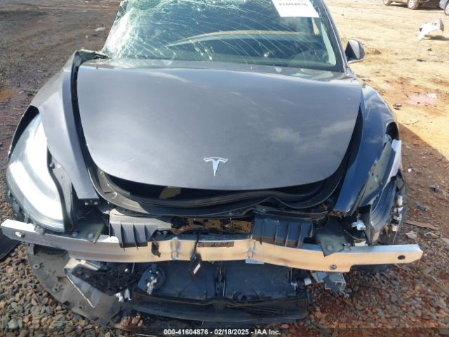5YJ3E1EB2JF121338 Tesla MODEL 3