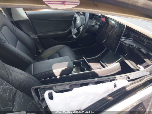 2018 TESLA MODEL 3 5YJ3E1EB2JF121338 Photo 4
