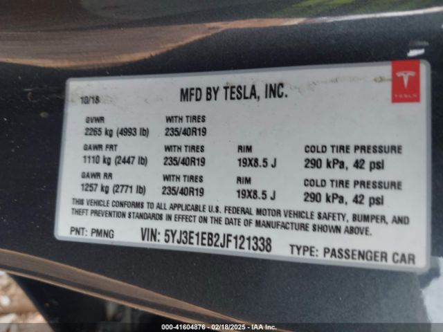 2018 TESLA MODEL 3 5YJ3E1EB2JF121338 Photo 8