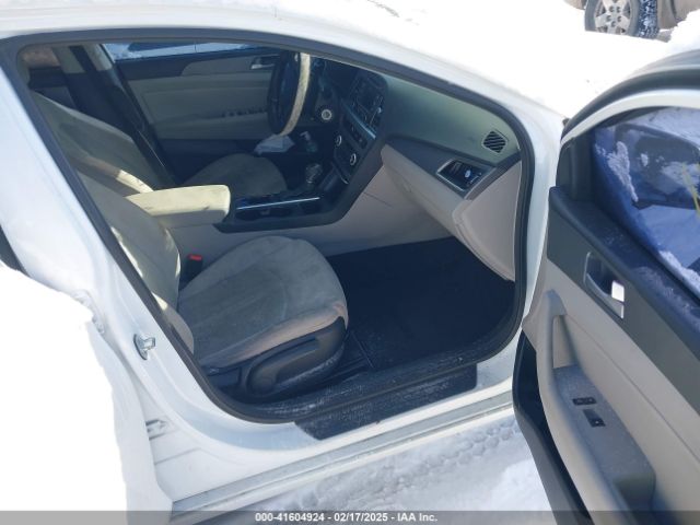 5NPE24AF7FH235002 Hyundai SONATA SE