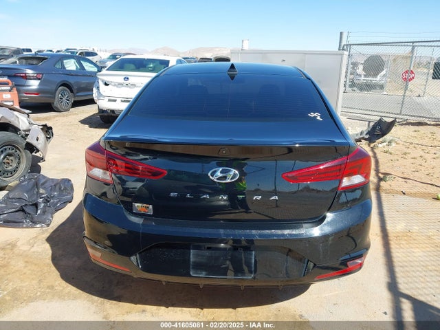 KMHD84LF1KU885902 Hyundai Elantra Value Edition