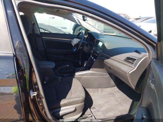 KMHD84LF1KU885902 Hyundai Elantra Value Edition