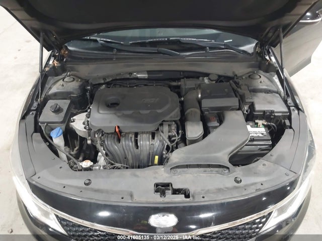 5XXGT4L30JG233167 KIA Optima Lx