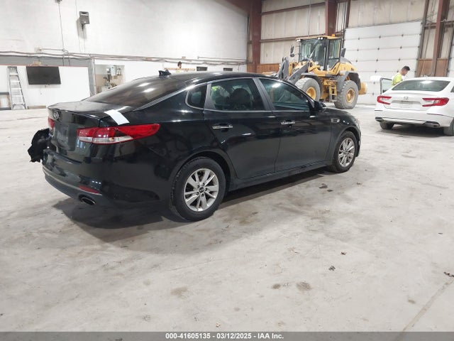 5XXGT4L30JG233167 KIA Optima Lx