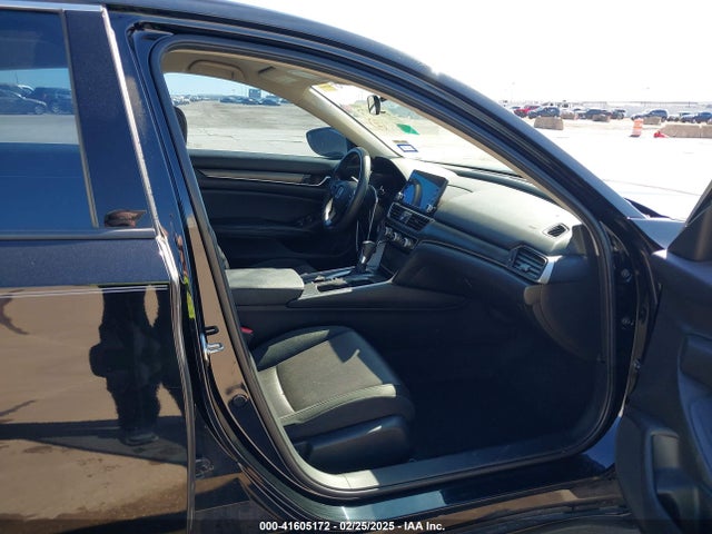 1HGCV1F12KA030667 Honda ACCORD LX