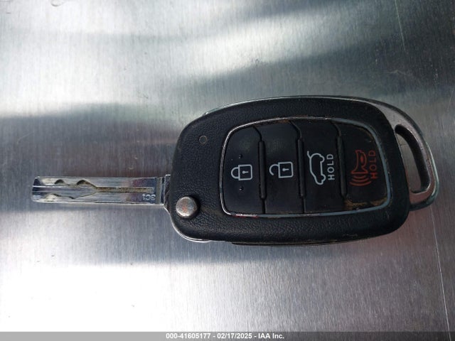 Hyundai TUCSON SE 2019 KM8J2CA42KU939403 Image 11