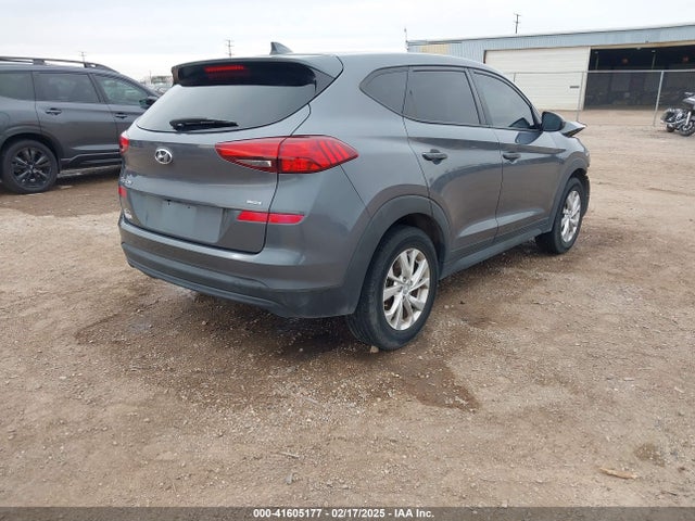 Hyundai TUCSON SE 2019 KM8J2CA42KU939403 Image 4