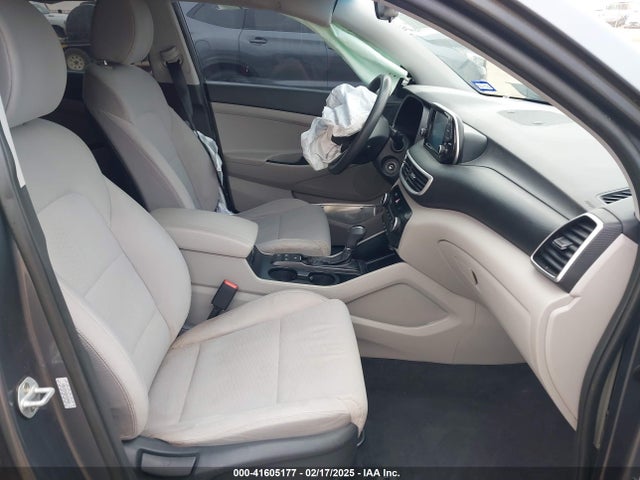 Hyundai TUCSON SE 2019 KM8J2CA42KU939403 Image 5