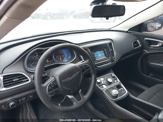 Chrysler 200 Limited 2015 1C3CCCAB7FN738898 Image 13
