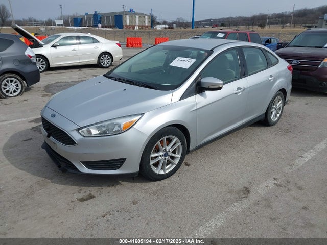 1FADP3F25HL272485 Ford FOCUS SE