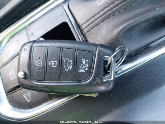 5NMS2CAD0KH005255 Hyundai Santa Fe Se