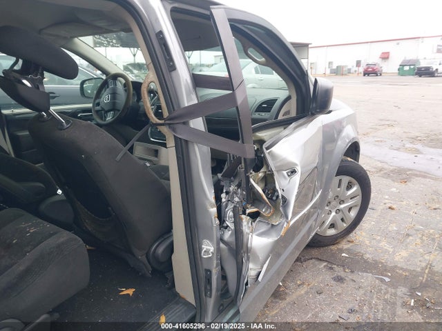 Dodge Grand Caravan Se 2017 2C4RDGBG1HR660824 Image 13