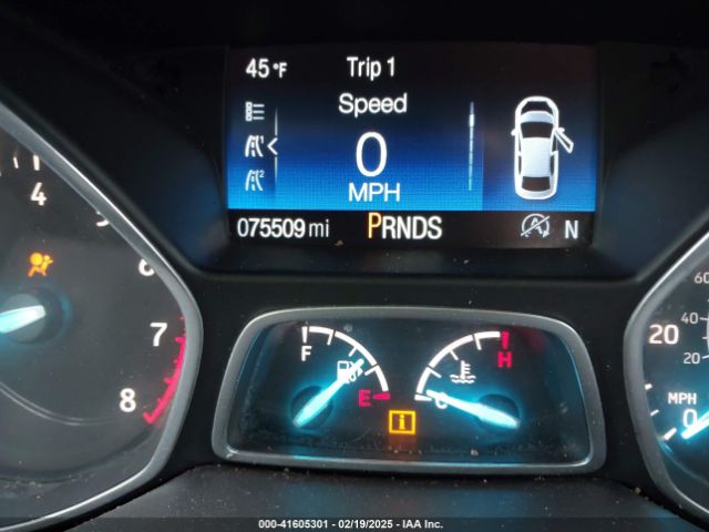 1FMCU0HD6JUB03485 Ford ESCAPE SEL