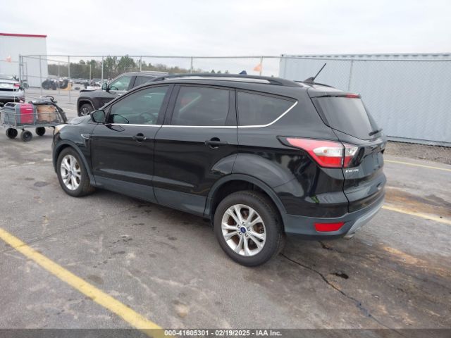 1FMCU0HD6JUB03485 Ford ESCAPE SEL