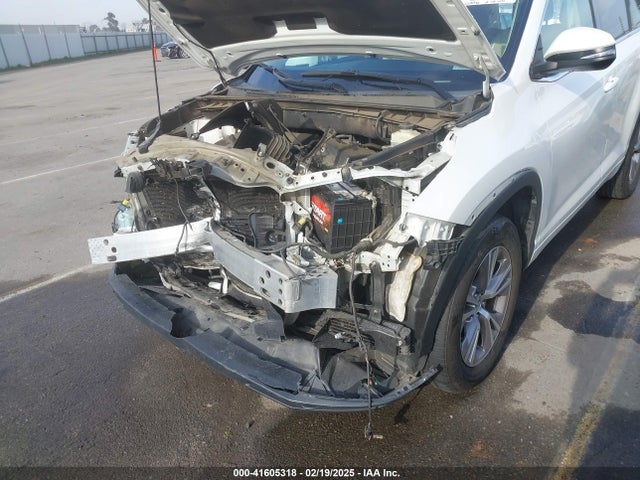 Toyota Highlander Xle V6 2015 5TDKKRFH3FS094627 Image 6