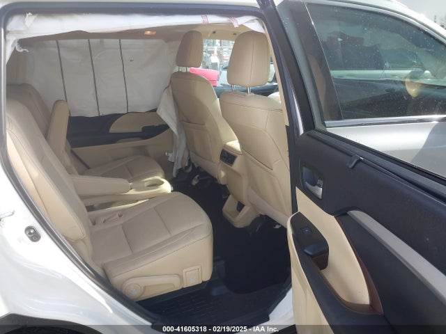Toyota Highlander Xle V6 2015 5TDKKRFH3FS094627 Image 8