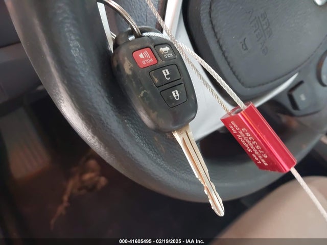 Toyota COROLLA LE 2015 5YFBURHE6FP242047 Image 11
