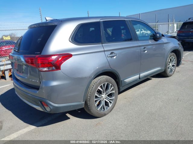 2018 MITSUBISHI OUTLANDER JA4AZ3A38JZ052343 Photo 3