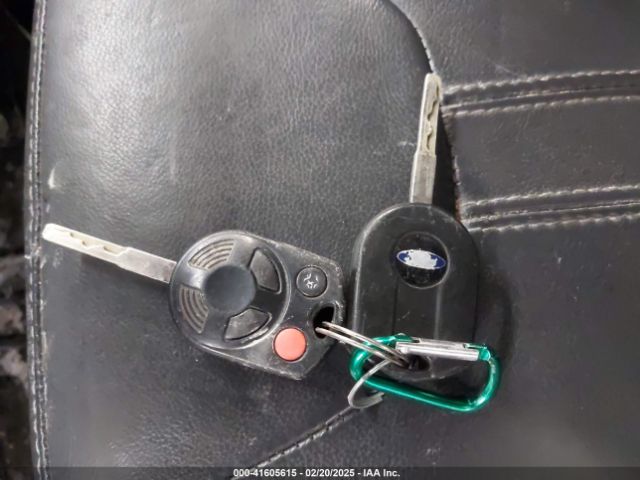 1FADP3K2XEL326526 Ford FOCUS SE