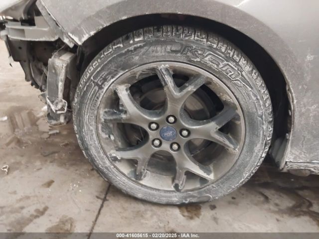 1FADP3K2XEL326526 Ford FOCUS SE