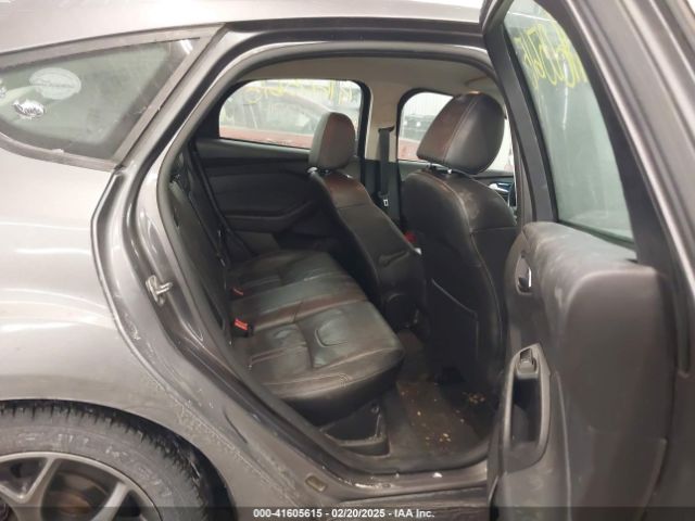 1FADP3K2XEL326526 Ford FOCUS SE