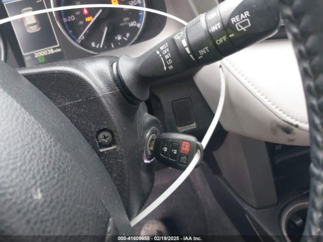 2T3WFREV6GW276321 Toyota Rav4 Xle
