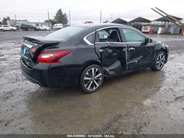 1N4AL3AP8HC118533 Nissan Altima 2.5 Sr