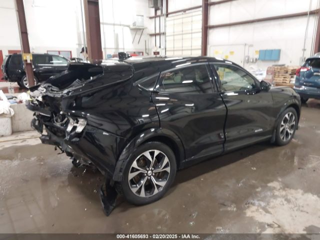 2021 FORD MUSTANG MACH-E 3FMTK3SU7MMA04683 Photo 3