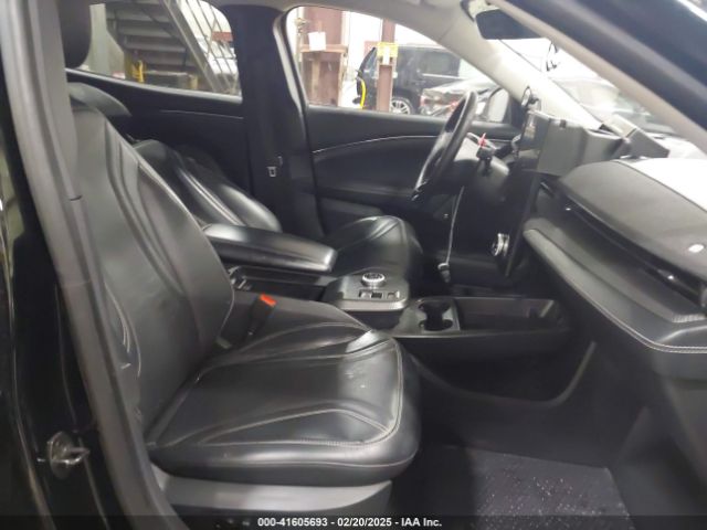 2021 FORD MUSTANG MACH-E 3FMTK3SU7MMA04683 Photo 4
