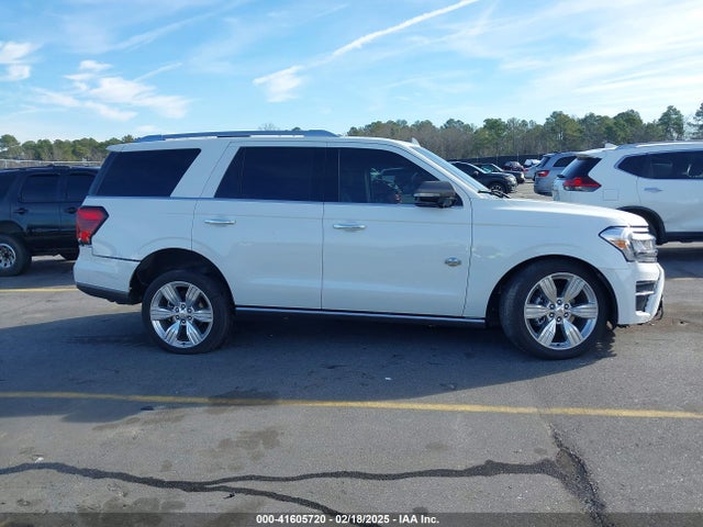 Ford Expedition King Ranch 2023 1FMJU1P80PEA34247 Image 13