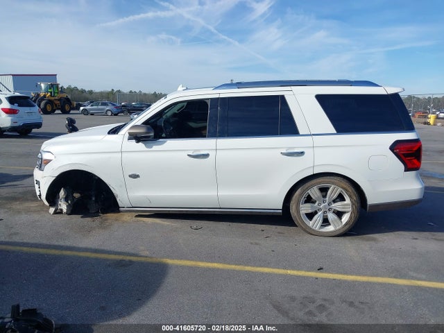 Ford Expedition King Ranch 2023 1FMJU1P80PEA34247 Image 14