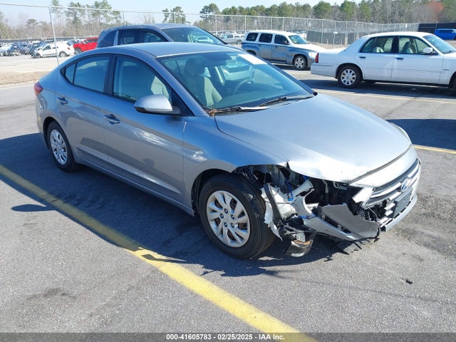 2017 5NPD74LF4HH139566 main image