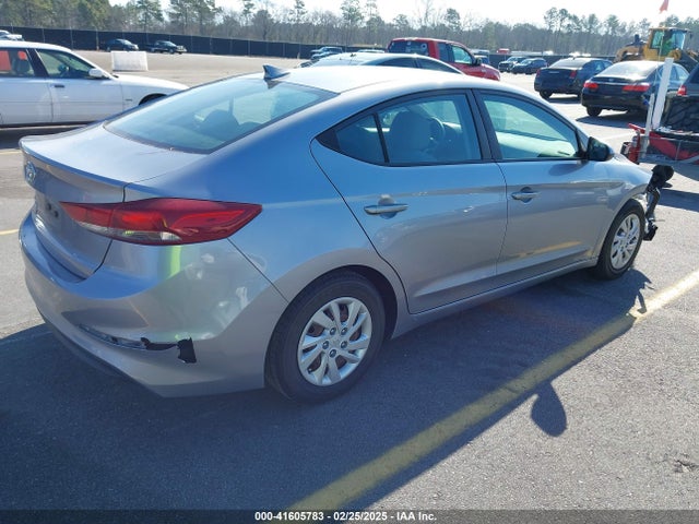 Hyundai ELANTRA SE 2017 5NPD74LF4HH139566 Image 4