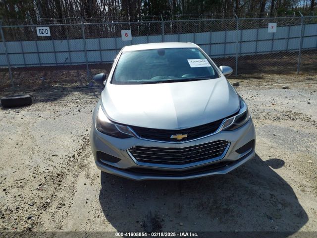 1G1BE5SM9H7240893 Chevrolet Cruze Lt Auto