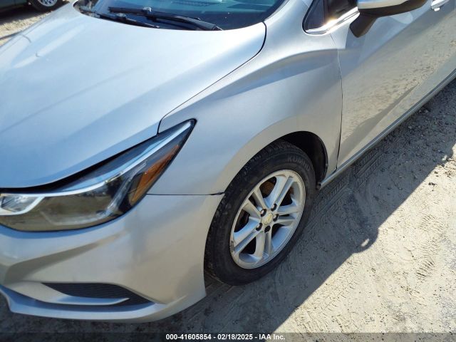 1G1BE5SM9H7240893 Chevrolet Cruze Lt Auto