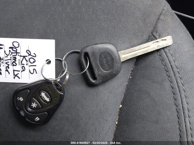 5XXGM4A76FG406202 KIA Optima Lx