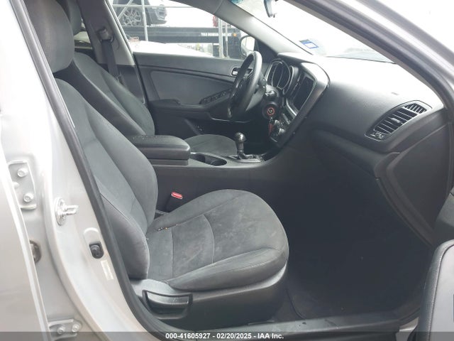 5XXGM4A76FG406202 KIA Optima Lx